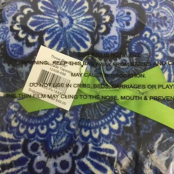 Vera Bradley Throw Blanket Cascade Tapestry NEW - Picture 3 of 4